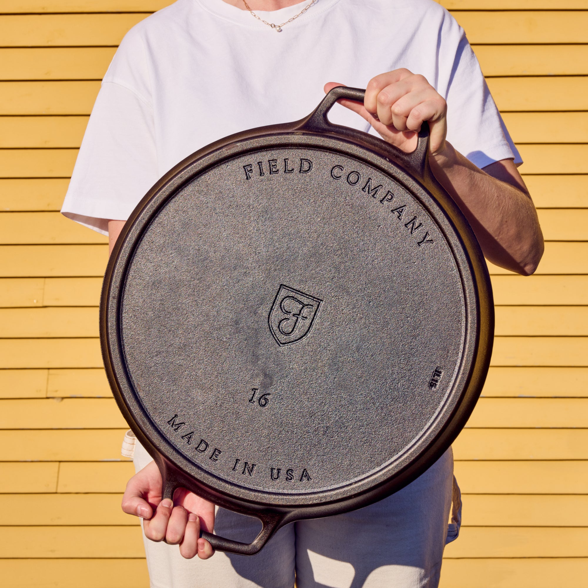No.16 Double-Handled Cast Iron Skillet – Field Company